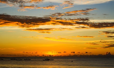 Sunset Di Pantai Kuta Bali